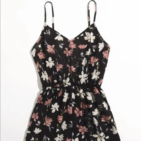 New Romper - Picture 6 of 10